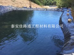 鱼塘防渗膜顶破能力测试：探索新材料的坚韧与